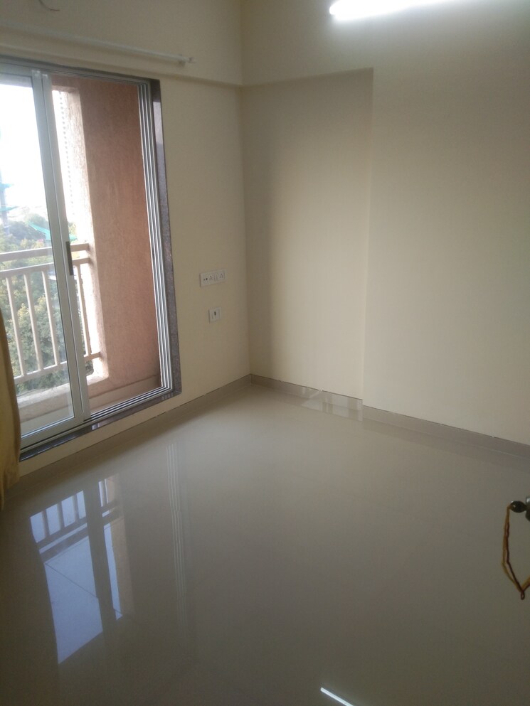 Room, laabh-shubh-sanket-complex 1 Bedroom 550 Sq.Ft. Apartment In Ghodbunder Road Thane 7291409