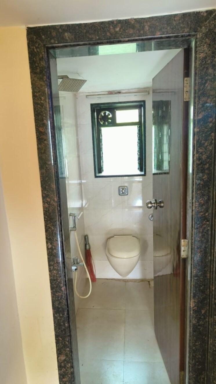 Bathroom, rose-garden-chs-santacruz 2 Bedroom 700 Sq.Ft. Builder Floor In Santacruz East Mumbai 7291524