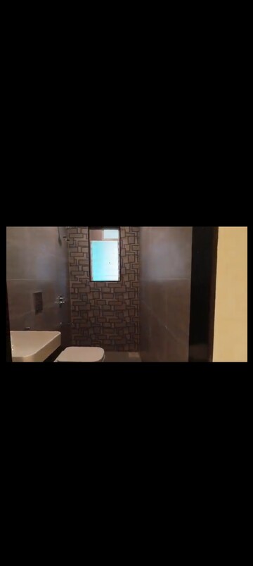 Room in 3 BHK Apartment at Mahavir Square, Manpada – for Sale