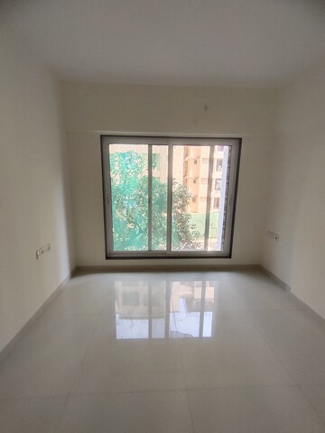 Room in 1 BHK Apartment at Cosmos Enclave, Kasarvadavali – for Sale