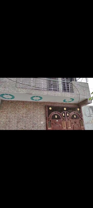 Bedroom in 6 BHK Independent House at Raj Nagar Extension – for Sale