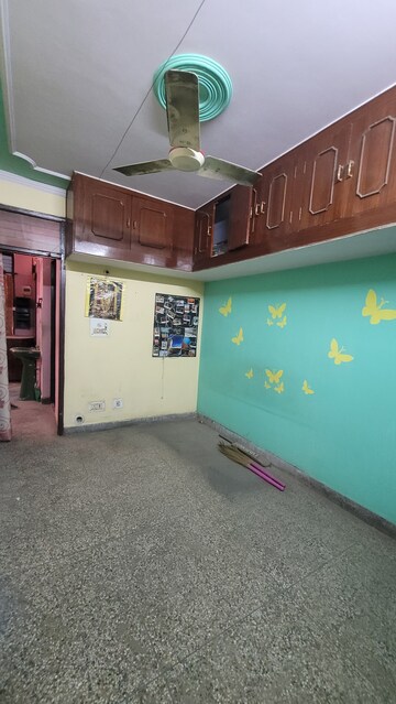 Bedroom in 2 BHK Builder Floor at Dilshad Garden – for Sale