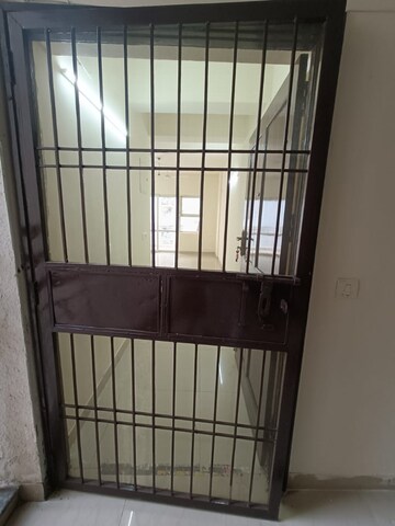 Bathroom in 2 BHK Apartment at BPTP Princess Park, Sector 86 – for Sale