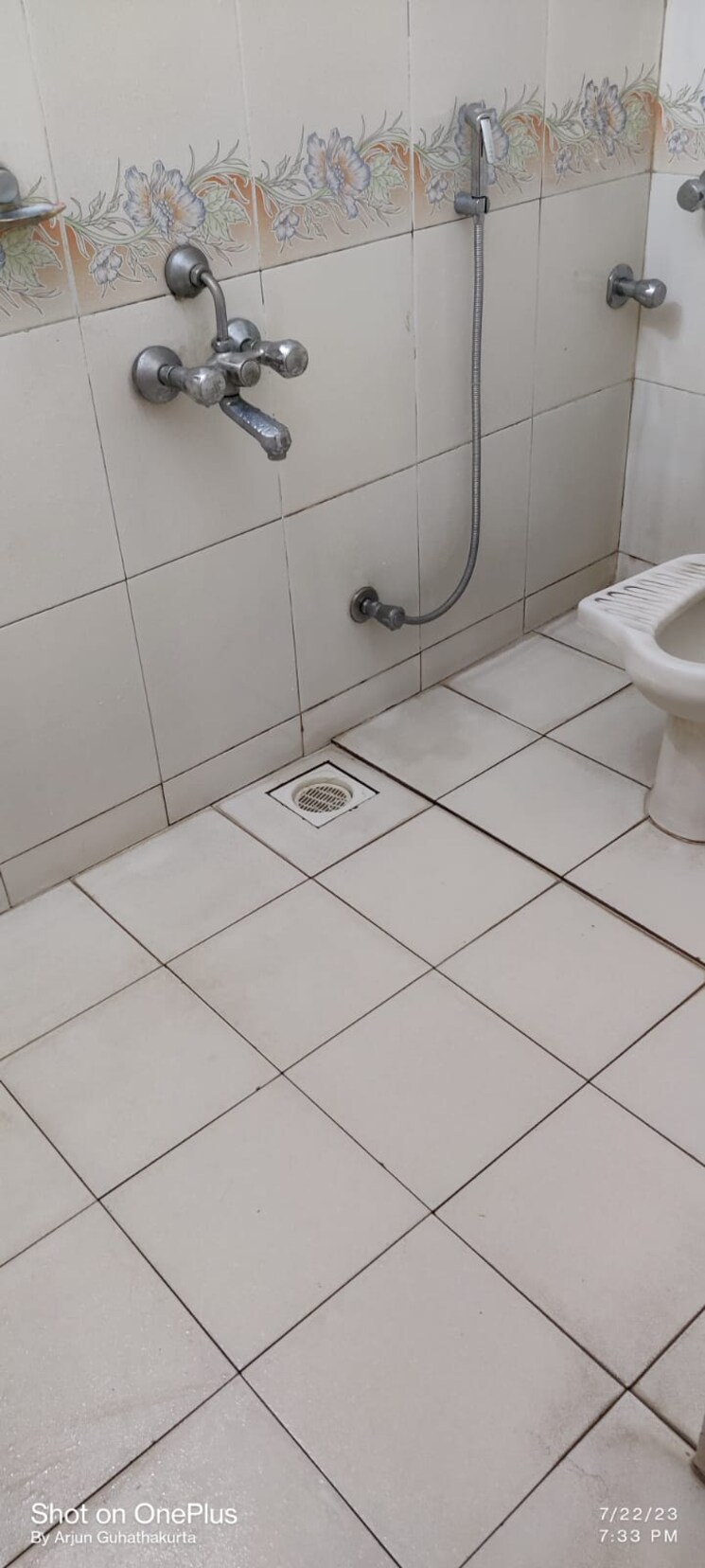 Bathroom, goel-ganga-skies 2 Bedroom 800 Sq.Ft. Apartment In Pimpri Pune 7293156