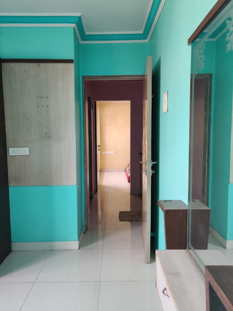 Room, cosmos-regency-kavesar 3 Bedroom 850 Sq.Ft. Apartment In Kavesar Thane 7293791