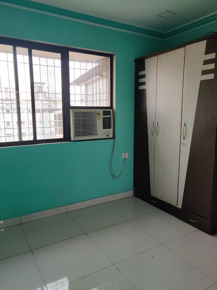 Room, cosmos-regency-kavesar 3 Bedroom 850 Sq.Ft. Apartment In Kavesar Thane 7293791