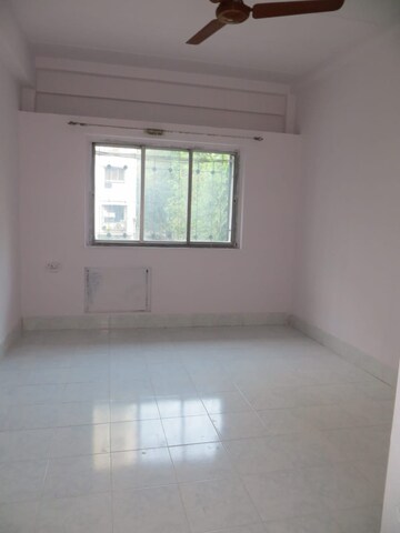 Room in 2 BHK Apartment at Goregaon East – for Sale