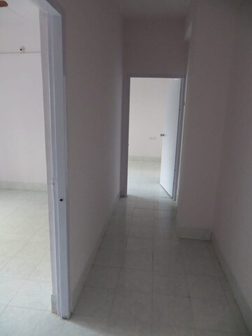 Room in 2 BHK Apartment at Goregaon East – for Sale