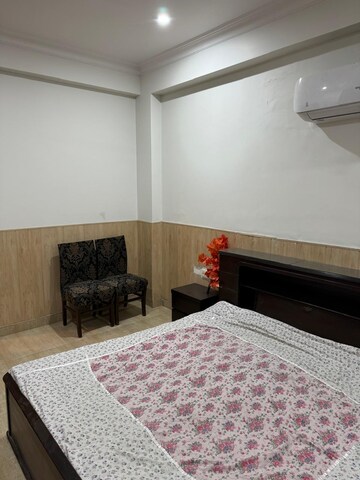 Bedroom in 6+ BHK Villa at Sector 31 – for Sale