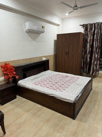 Bedroom in 6+ BHK Villa at Sector 31 – for Sale