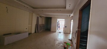 Building Lobby in 4 BHK Builder Floor at Sector 9a – for Sale