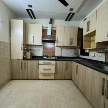 Kitchen in 4 BHK Builder Floor at Green Fields Colony – for Sale