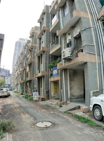 1 BHK Apartment – Exterior View View at Sector 10 Greater Noida - for Sale