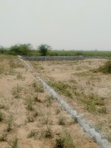  Plot at Noida Expressway – for Sale