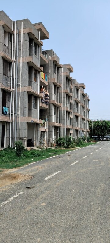 1 BHK Apartment – Exterior View View at Sector 10 Greater Noida - for Sale