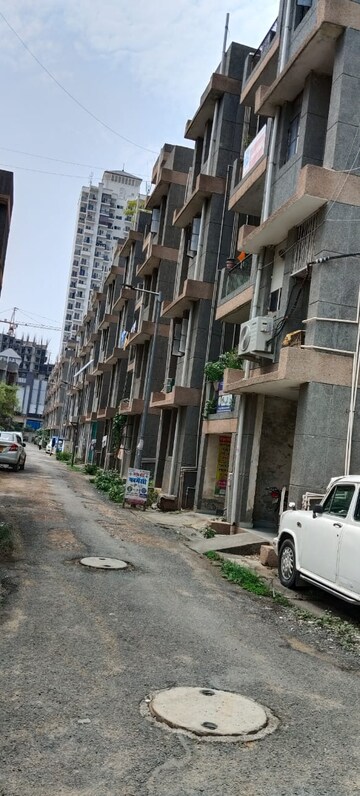 1 BHK Apartment – Exterior View View at Sector 10 Greater Noida - for Sale