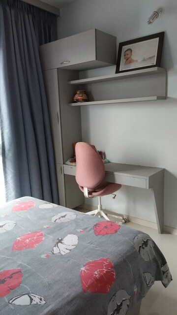 Bedroom in 3 BHK Apartment at Amanora Adreno Towers, Hadapsar – for Sale