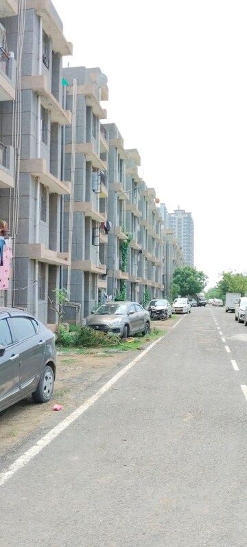 1 BHK Apartment – Exterior View View at Sector 10 Greater Noida - for Sale