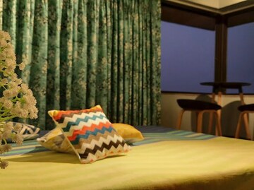 Bedroom in 2 BHK Apartment at Sheth Edmont Aurelia, Kandivali West – for Sale