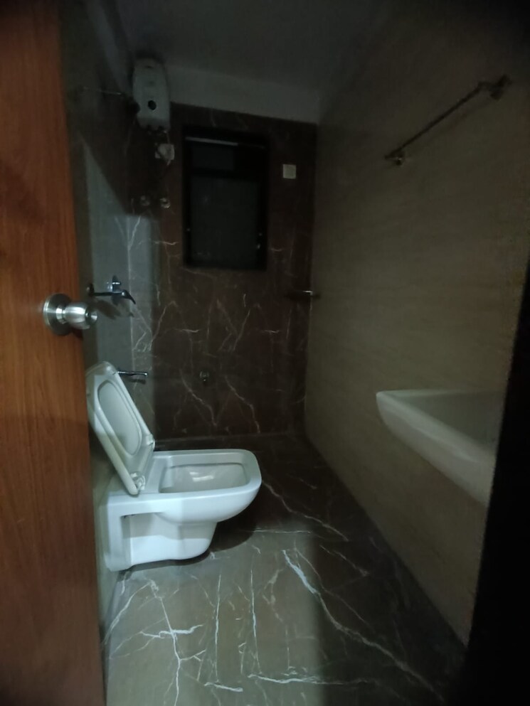 Bathroom, ayodhya-saffron 2 Bedroom 563 Sq.Ft. Apartment In Kurla Mumbai 7295067