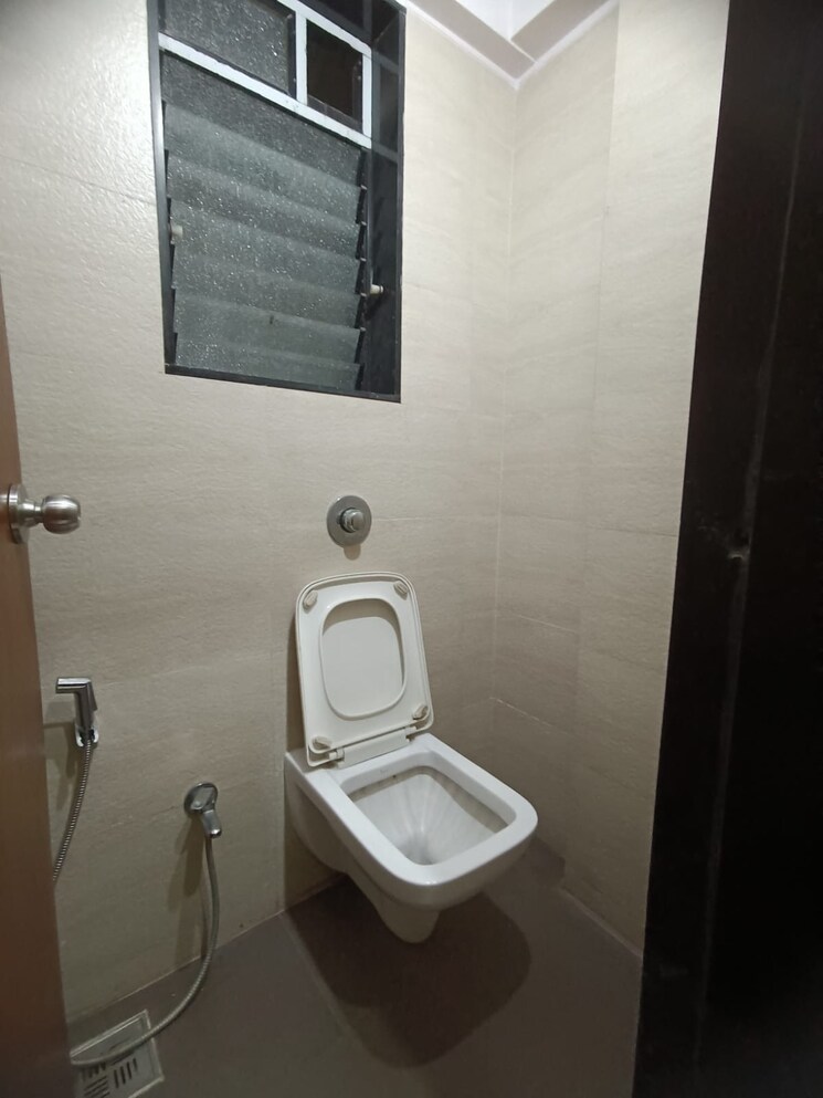 Bathroom, ayodhya-saffron 2 Bedroom 563 Sq.Ft. Apartment In Kurla Mumbai 7295067
