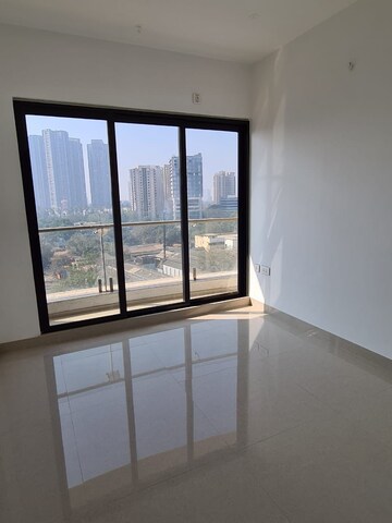 Room in 2 BHK Apartment at Chandak Greenairy, Borivali East – for Sale
