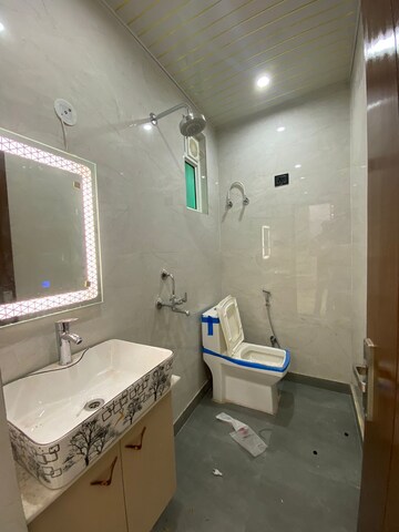Master Bedroom in 3 BHK Builder Floor at Divya Angels, Indrapuram – for Sale