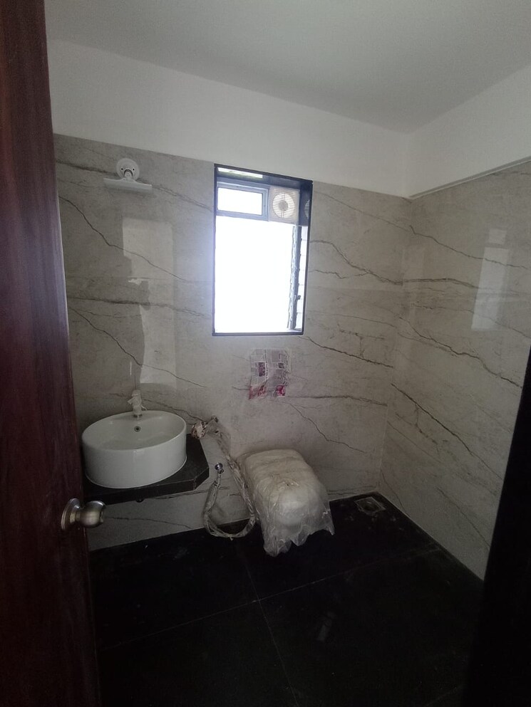 Bathroom, sabari-sangam 2 Bedroom 747 Sq.Ft. Apartment In Chembur Mumbai 7295247
