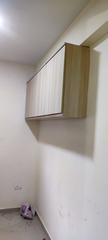 Room in 3 BHK Apartment at Conscient Habitat Residences, Sector 78 – for Sale