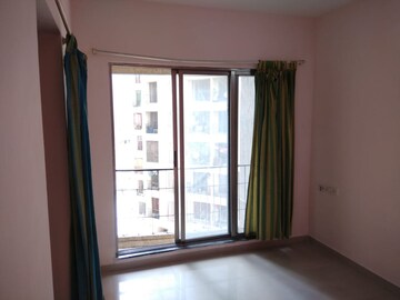 Room in 1 BHK Apartment at Unicorn Global Arena, Naigaon East – for Sale
