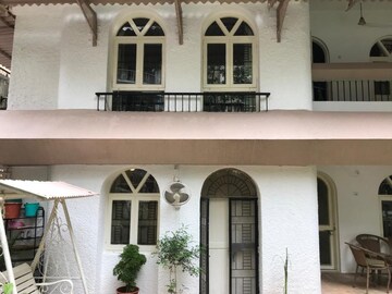 4 BHK Villa – Exterior View View at Swan Lake Apartment, Khar West - for Sale