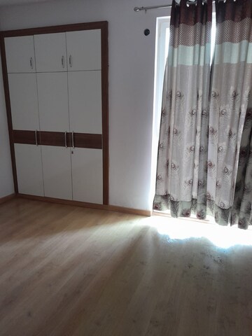 Room in 3.5 BHK Apartment at Emaar Gurgaon Greens, Sector 102 – for Sale