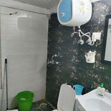 Master Bedroom in 3 BHK Apartment at Migsun Ultimo, Omicron Iii Greater Noida – for Sale