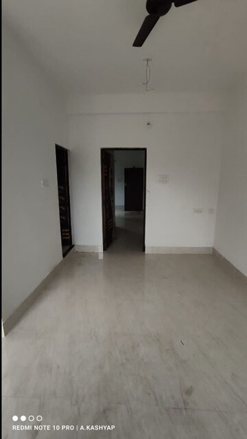Room in 3 BHK Apartment at Kagal Nagar – for Sale