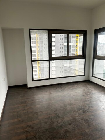 Room in 3 BHK Apartment at Paranjape Blue Ridge, Hinjewadi – for Sale