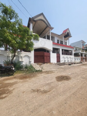  Plot – Exterior View View at Kamta - for Sale