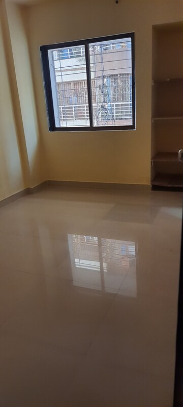 Room in 1 BHK Apartment at SN Medtiya Raviraj, Bhayandar East – for Sale