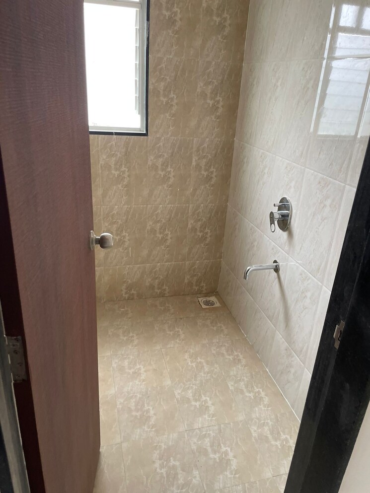 Bathroom, anshul-kanvas 1 Bedroom 700 Sq.Ft. Apartment In Wagholi Pune 7296477