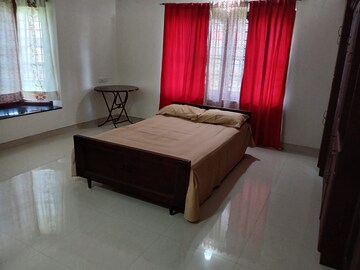 Bedroom in 4 BHK Independent House at Mamangalam – for Sale