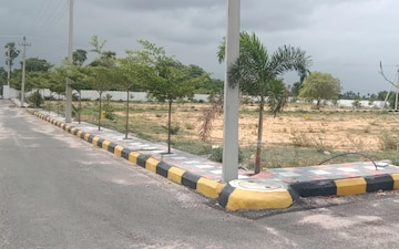 Plot For Sale in Warangal Highway