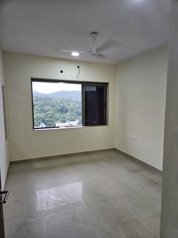 Room in 3.5 BHK Apartment at Bhimjyani Verraton, Manpada – for Sale