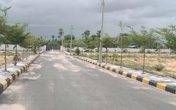 Plot For Sale in Puppalaguda