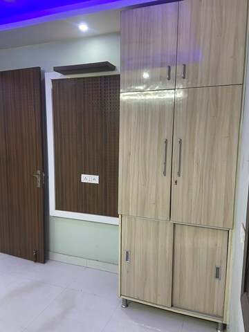 Room in 2 BHK Builder Floor at Mahavir Enclave – for Sale