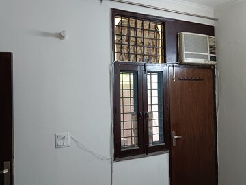 Room in 4 BHK Independent House at Sushant Lok 2, Sector 57 – for Sale