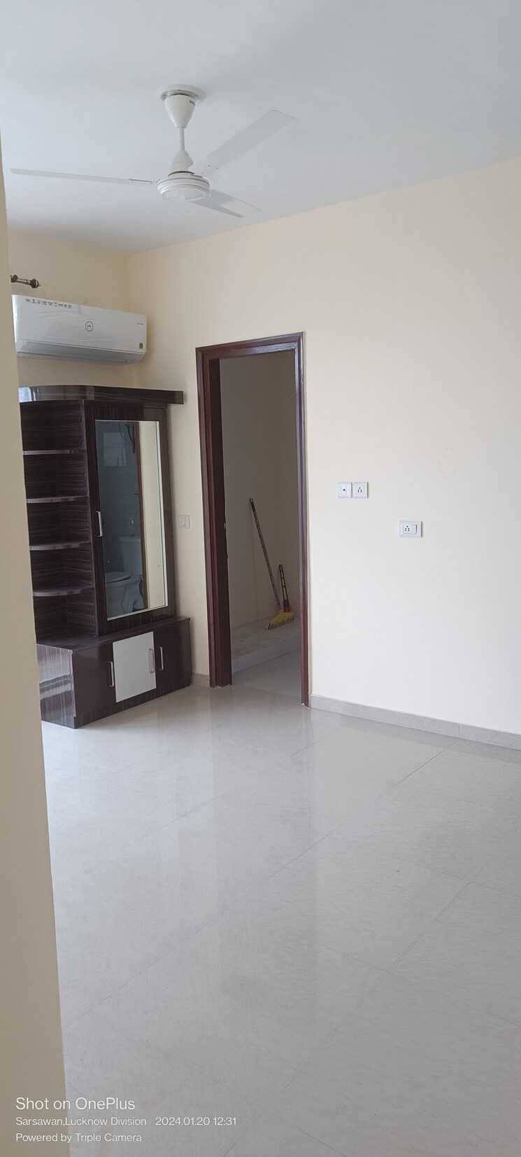 Room, grand-omaxe 2.5 Bedroom 1250 Sq.Ft. Apartment In Gomti Nagar Lucknow 7297205