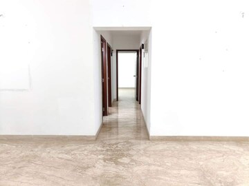 Room in 5 BHK Apartment at Marvel Bounty, Hadapsar – for Sale
