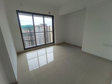 Room in 2 BHK Apartment at Runwal Eirene, Balkum Pada – for Sale