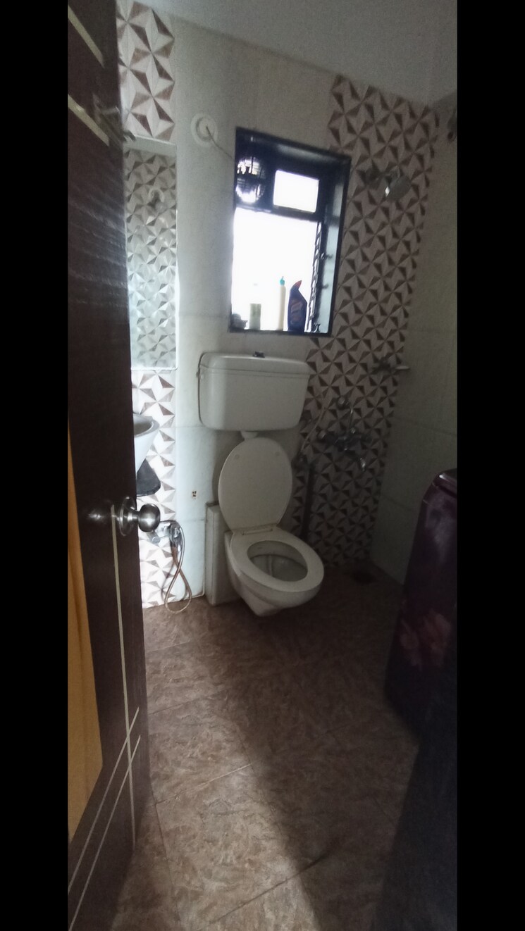 Bathroom, lok-gram 2 Bedroom 800 Sq.Ft. Apartment In Kalyan East Thane 7297444