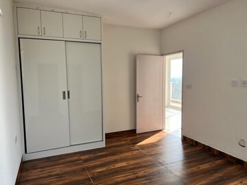 Room in 3 BHK Builder Floor at Sector 115 – for Sale