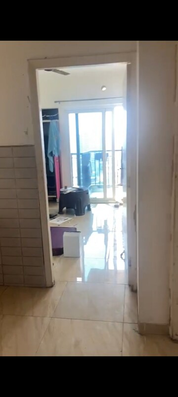 Bathroom in 2.5 BHK Apartment at Gaur Yamuna City 16th Park View, Gaur Yamuna City – for Sale